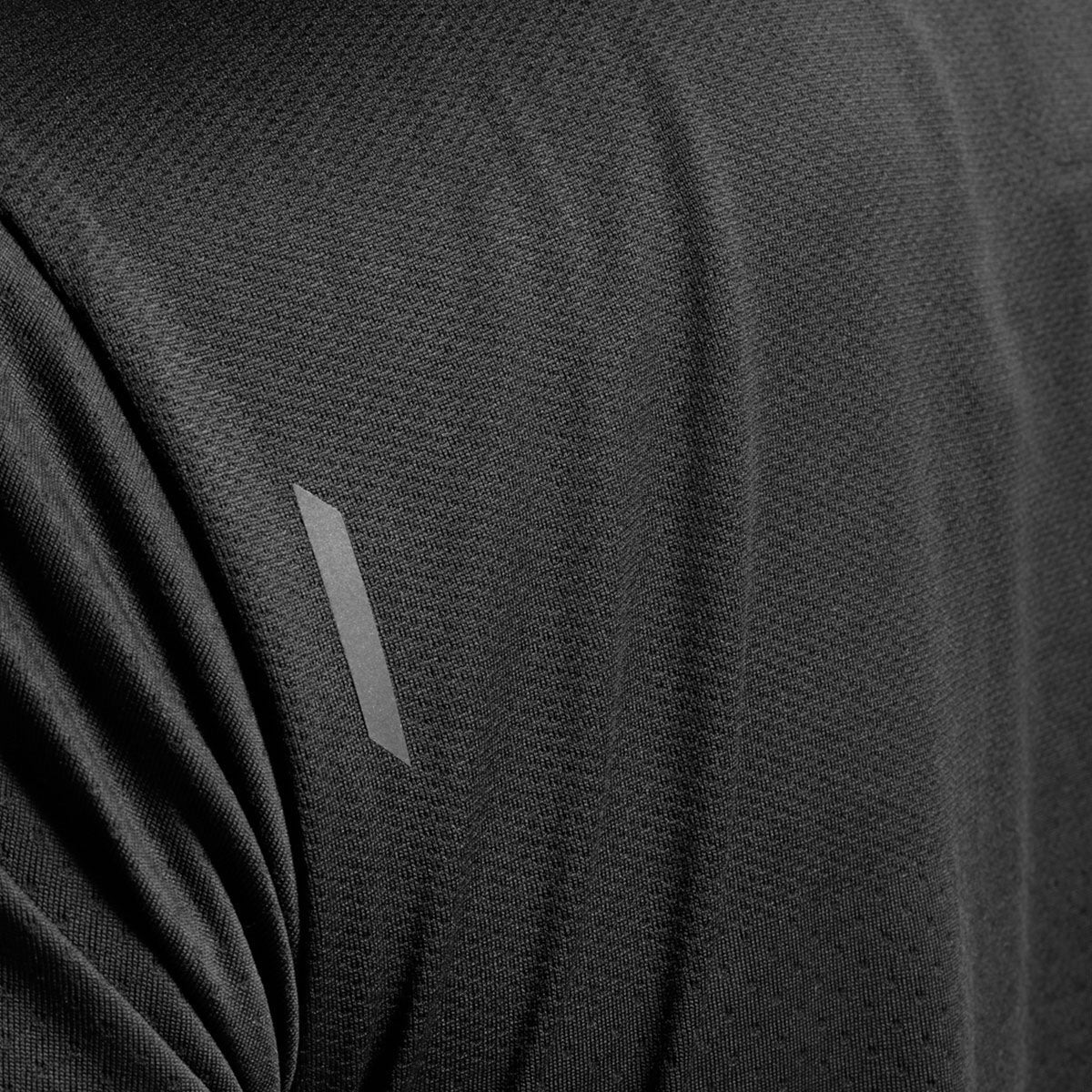 2XU Light Speed Womens Running Tech Tee - Image 7