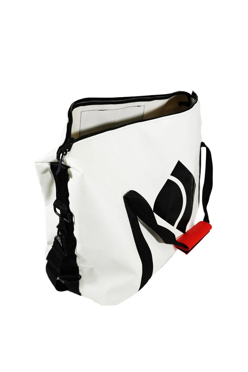 JDH Hockey Duffle Bag - Image 3