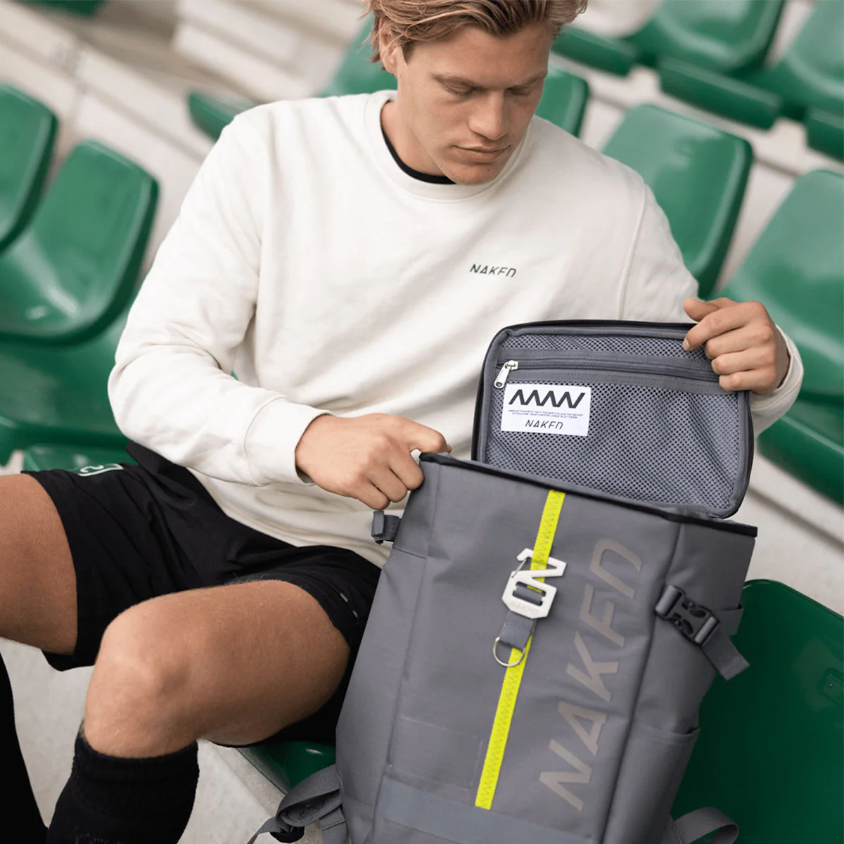 Naked 20L Hockey Backpack - Image 4