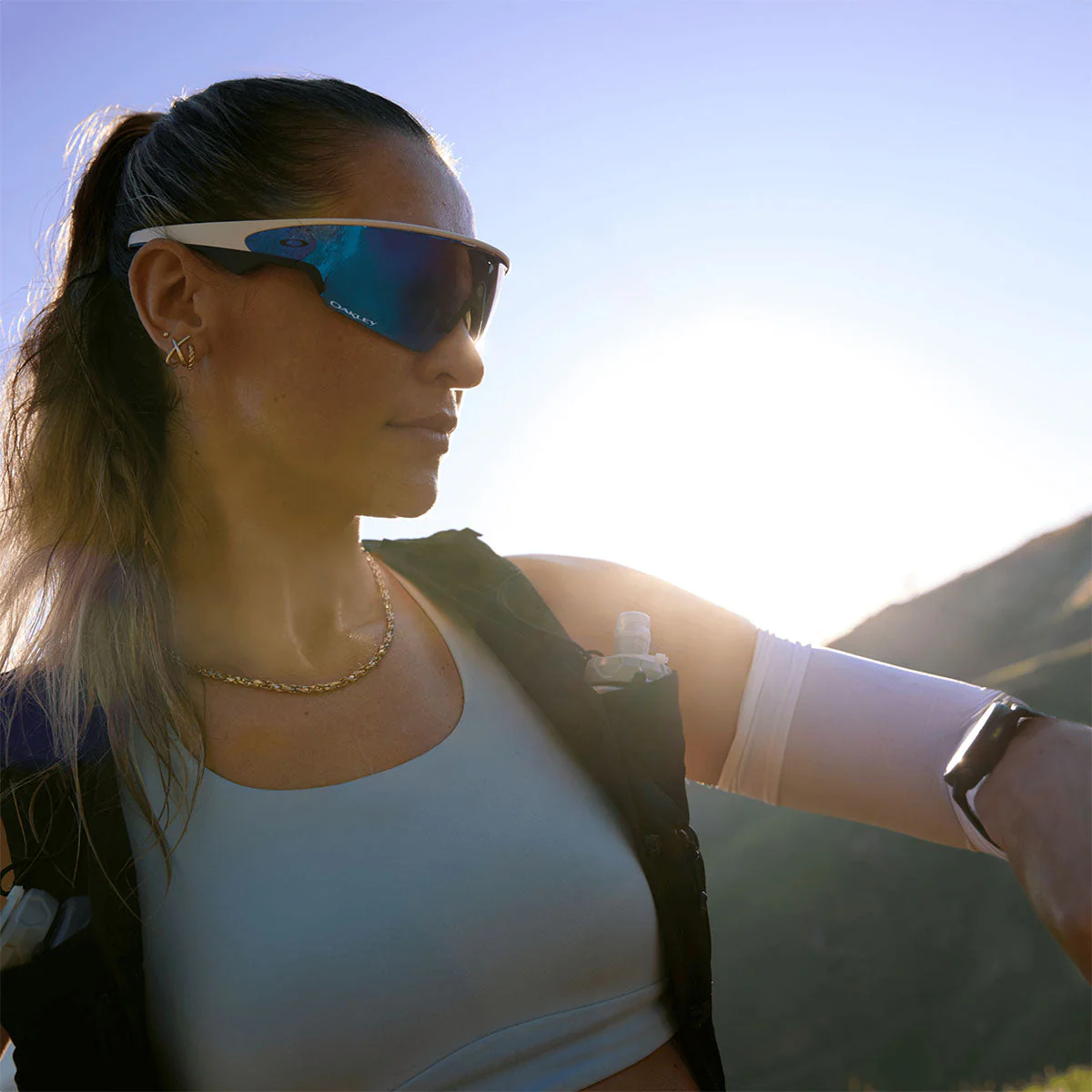 Oakley Meta Vanguard Sunglasses - Image 25